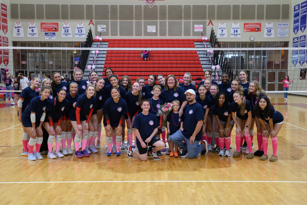 QuakerSports's tweet photo. News: Plainfield Volleyball Raises Over $10,000 for Local Family, Wins Two Matches https://t.co/aqlXeiRh63 https://t.co/onSlM7hLPC