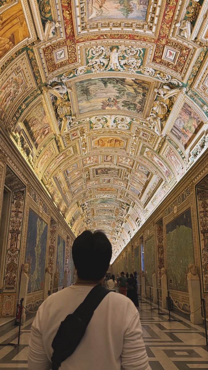 opuap_'s tweet image. I keep ending up in Europe 🤮