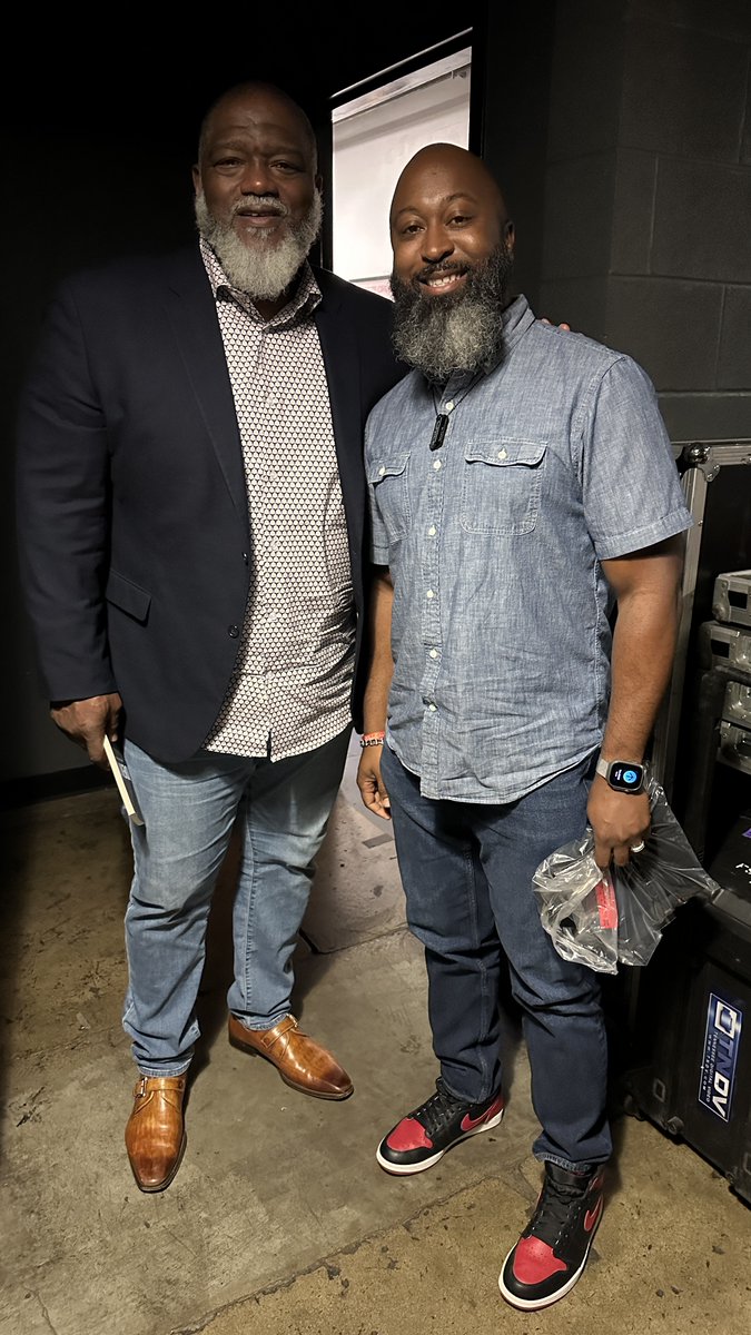 Truly saddened to hear about the passing of Voddie Baucham. I met him last year. Prayers for his family and those who loved him.