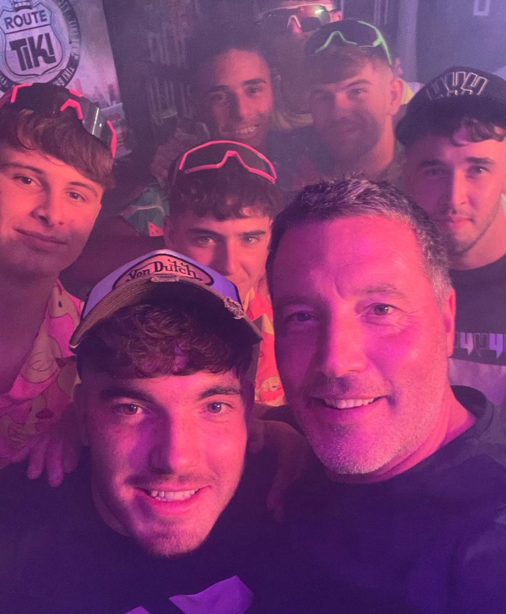 Dean Buckley tweet media