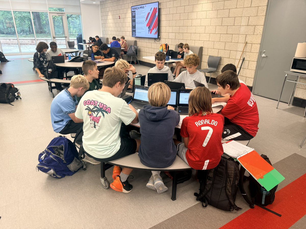 Courtney Ward tweet media