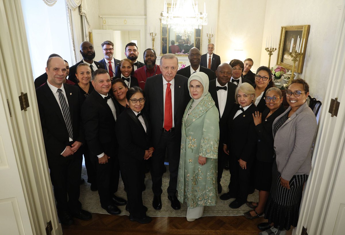 CananSkan's tweet photo. O bir DÜNYA LİDERİ!

#KüreselLiderErdoğan https://t.co/TGQx6vpGhl