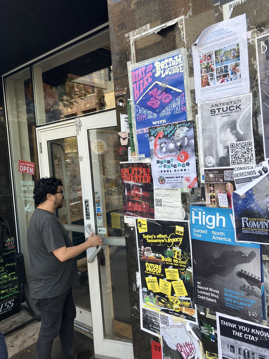 TaijiVop's tweet photo. Reckless Records ヤバい…💧
キラキラが止まらない✨
#recklessrecords https://t.co/EcsRaPF41v
