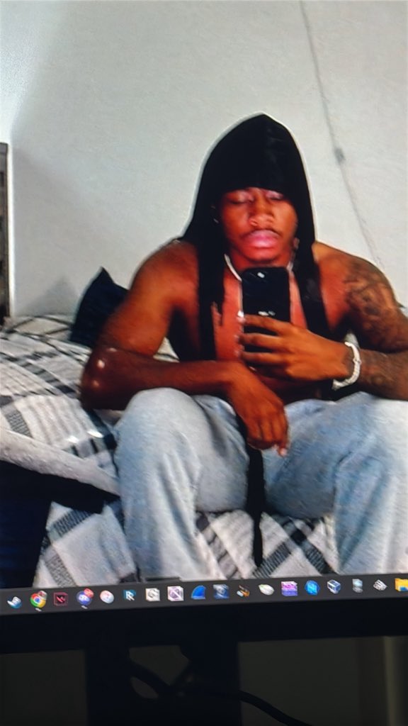 TwannCarson's tweet image. Type shi…