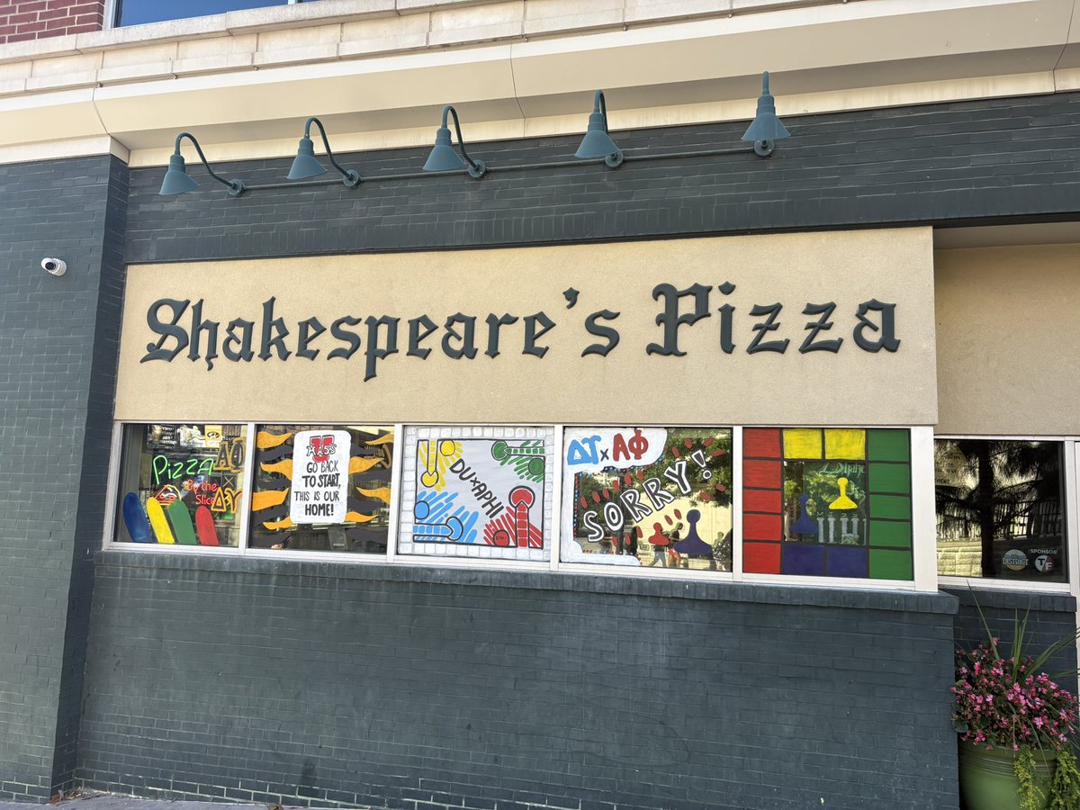 Shakespeare's Pizza tweet media