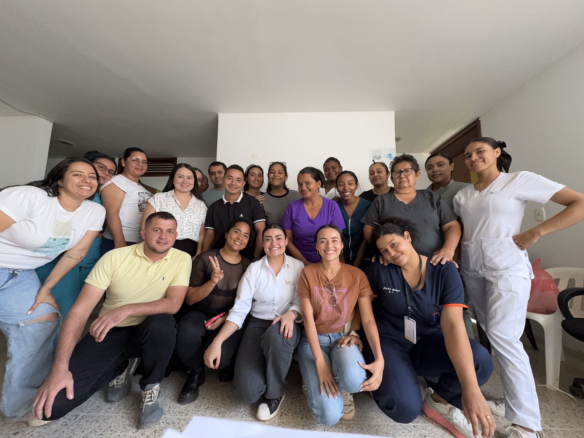 FPoligrow's tweet photo. Hoy en el Centro de Salud de Mapiripán capacitamos al personal médico en habilidades blandas y estilos de comunicación, fortaleciendo el trabajo en equipo y la atención al paciente. Porque una mejor comunicación también salva vidas. https://t.co/cLPfeC4FcR