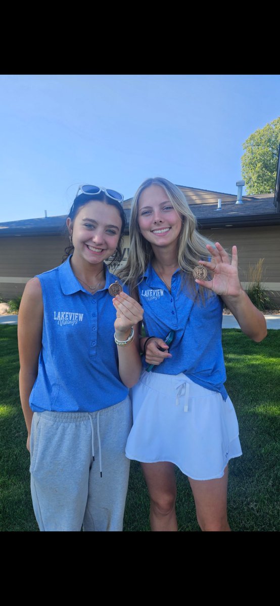 Quinn Loseke 15th place. Ryann Leibhart 12th place. Gear job ladies. #lakeviewvikes