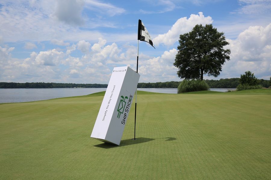 familytravel4um's tweet image. Planning a golf trip this fall but dreading the gear haul? 
@ShipSticks  makes it easy—they’ll ship your golf clubs straight to your destination. Stress-free travel = better golf.
Give them a follow &amp;amp; book your next trip today! ⛳
#GolfTravel #FallTrips #ShipSticks