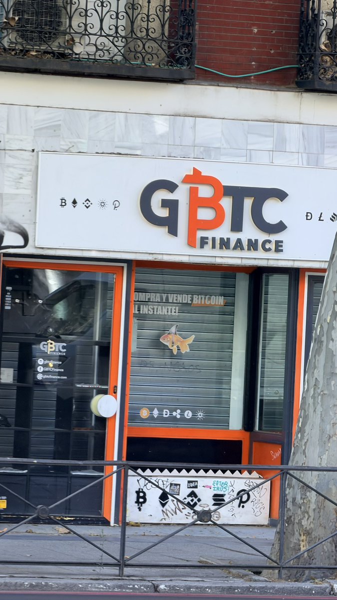 Seen in Madrid. Didn’t get a chance to walk in. #BTC