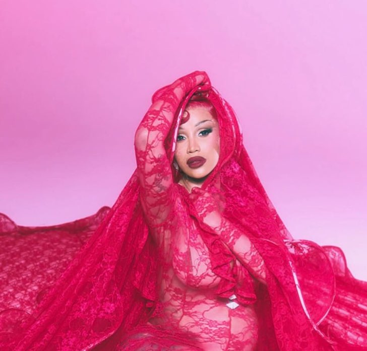 ChartsdataNews's tweet photo. Nicki Minaj is the drama coming soon #AmITheDrama https://t.co/QgFLYDhFSh