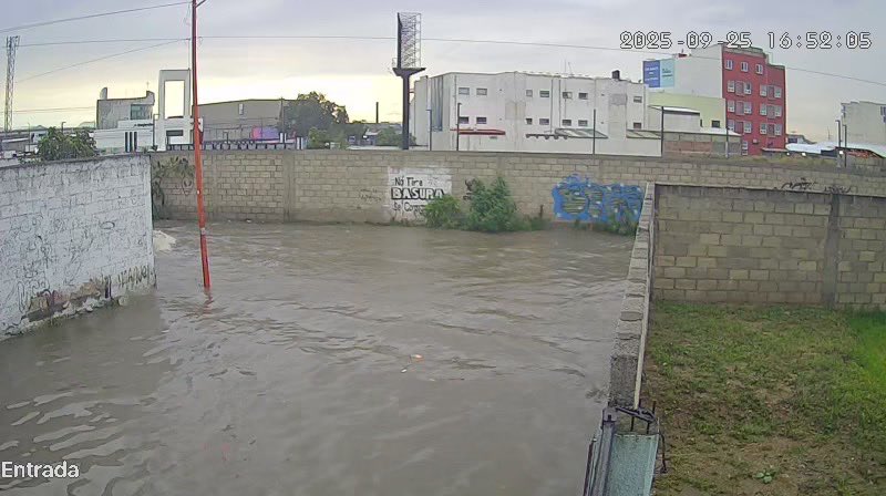 rubal_lic's tweet photo. @CAASIM buena tarde, si de favor nos apoyan con el desazolve de la coladera que está en Rio Nilo esquina Rio Jordan, muchas gracias. https://t.co/tUS8F6fyHE