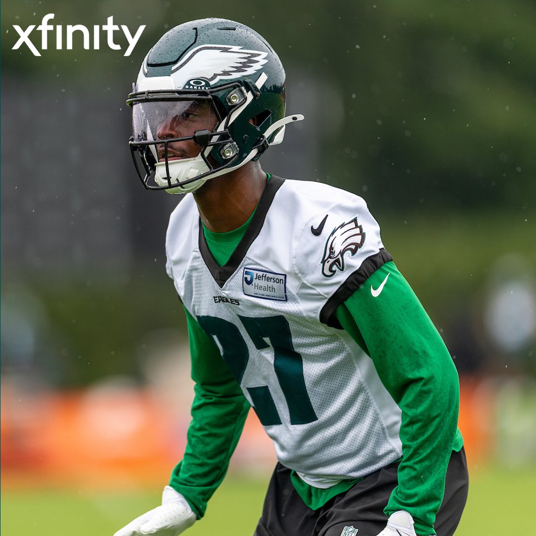 Eagles's tweet photo. The work don't stop

@Xfinity | #FlyEaglesFly https://t.co/5pFbjO2E2S