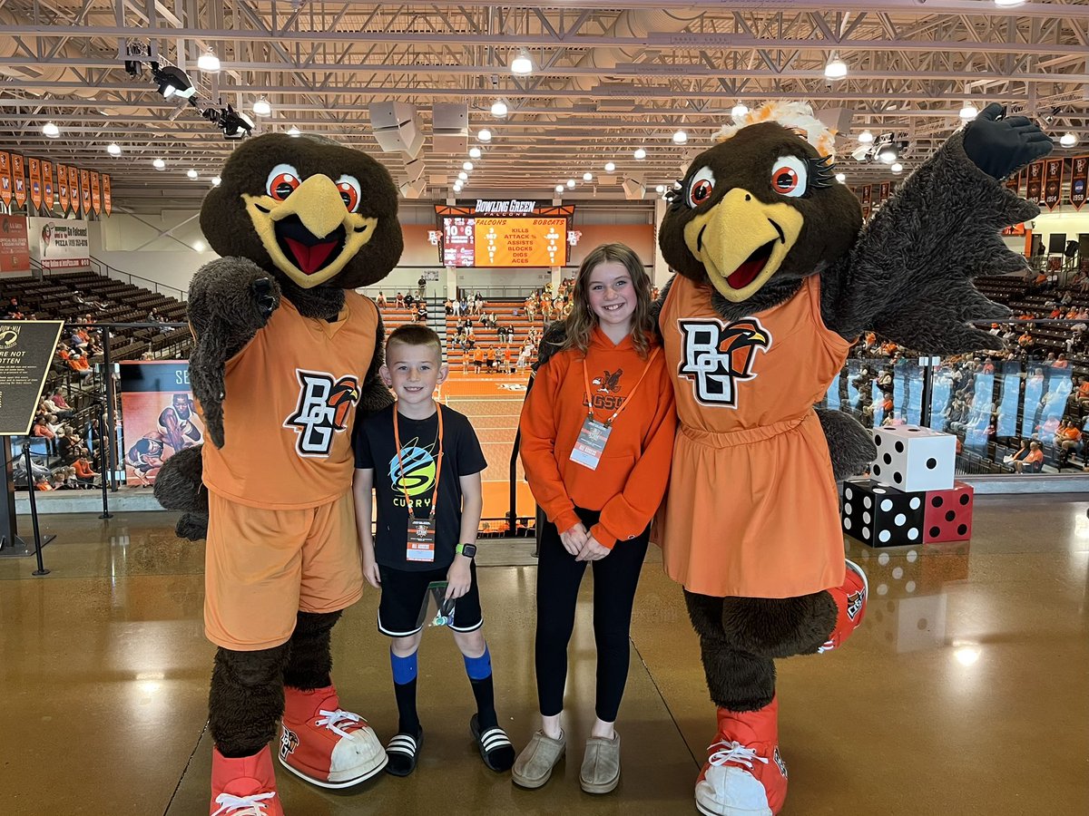 First <a href="/BGSUVolleyball/">BGSU Volleyball</a> match for the family! One mascot per kid. #ayziggy