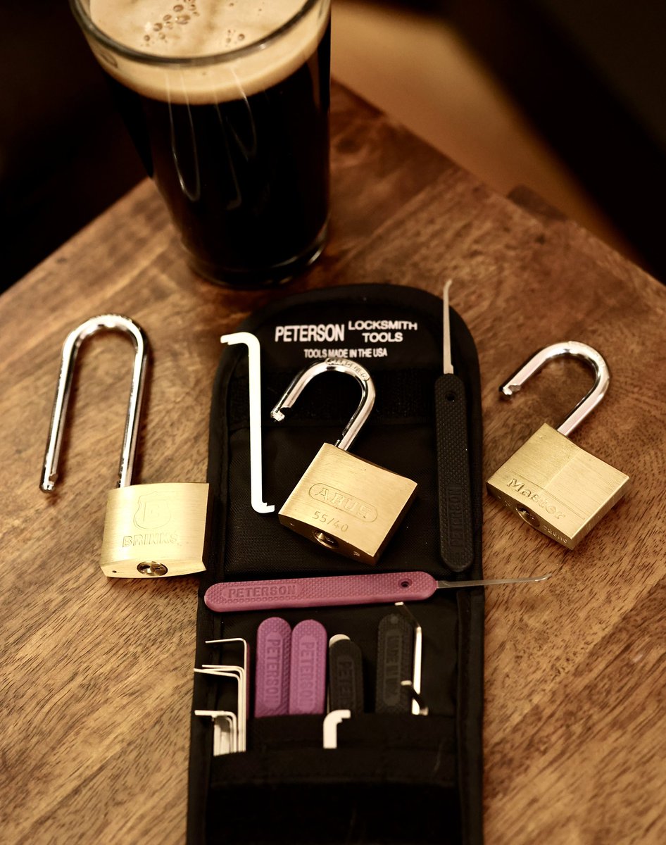 linuxfscker's tweet image. Picking a few of my favorite easy locks tonight with some Peterson lock picking tools. Brinks 171 40mm, Abus 55/40, and Masterlock 140d.
