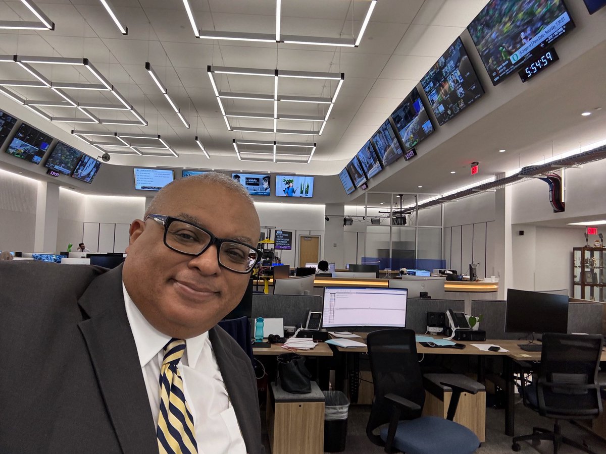 I’m in the studio. Getting ready for the mayoral debate to begin￼. It starts at 6 PM. Let’s get after it!