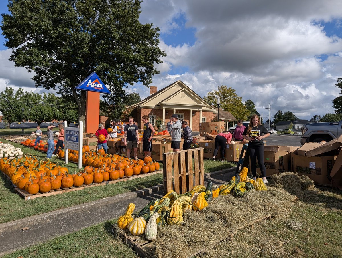 Really appreciate all the athletes that came out today to help set up for the Pumpkin Patch proceeds go to Fairview Athletic Committee.