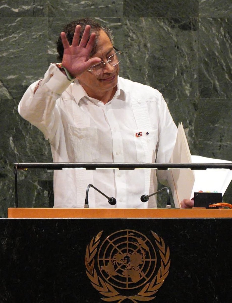 Confirma si sigues firme con Petro ❤️ comenta y te sigo #PetroLiderMundial .