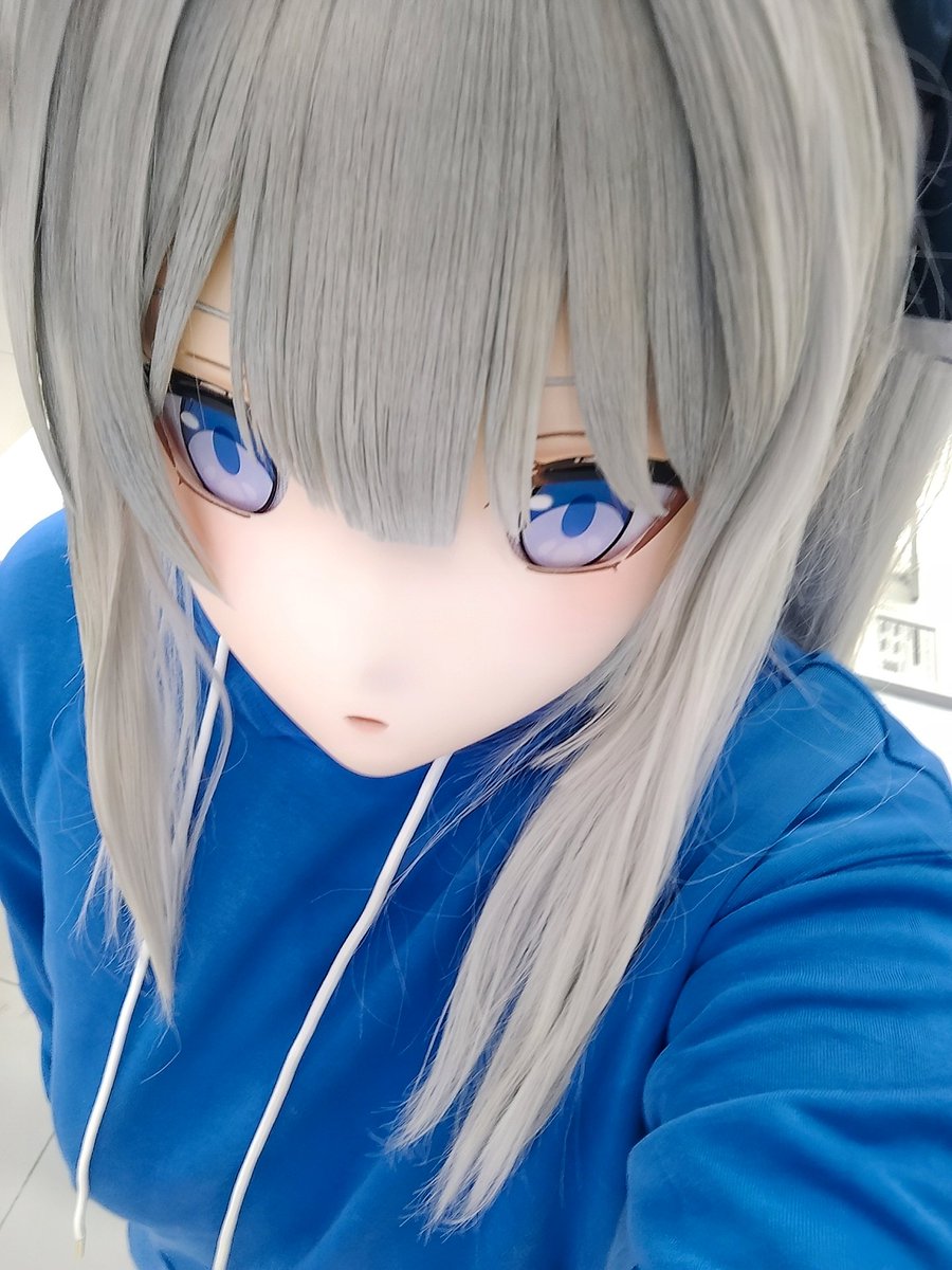 立正了（
（没穿内衣露乳头了啊啊啊啊……）
#kigurumi #月雪宫子 #碧蓝档案 #BlueArchive