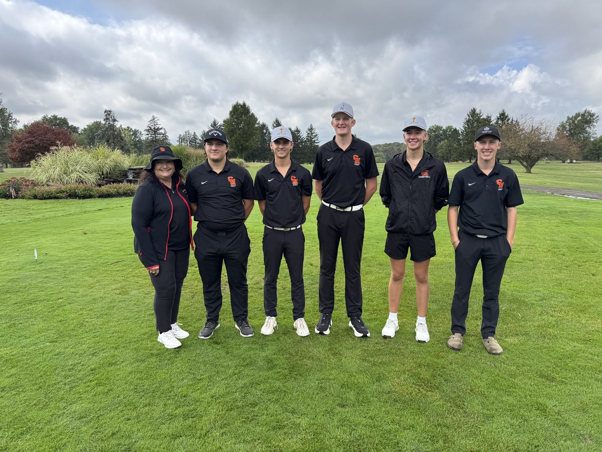 Congrats to the Mooney boys who are Sectional Champs again, shooting a postseason school record of 295!  Tyler Guerrieri earned medalist honors with a 1-under 71, as the Cards earned 4 of the top 6 overall scores.  Great shooting boys, on to Districts on 10/6 !
#MooneyFamily