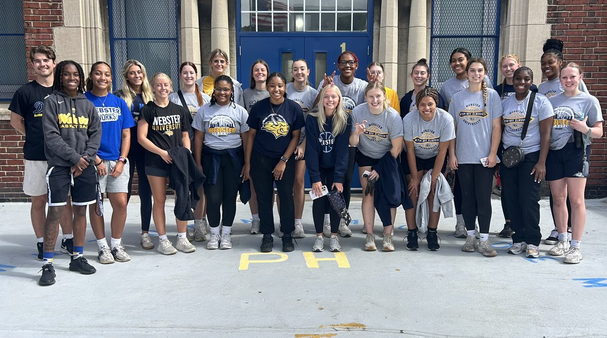 As I start my 18th year and we begin a new journey together this season. This is a honor and a true blessing to coach this amazingly talented squad! We have a great group of young and powerful women! Soaking up every moment with them! #lokdin #TTW