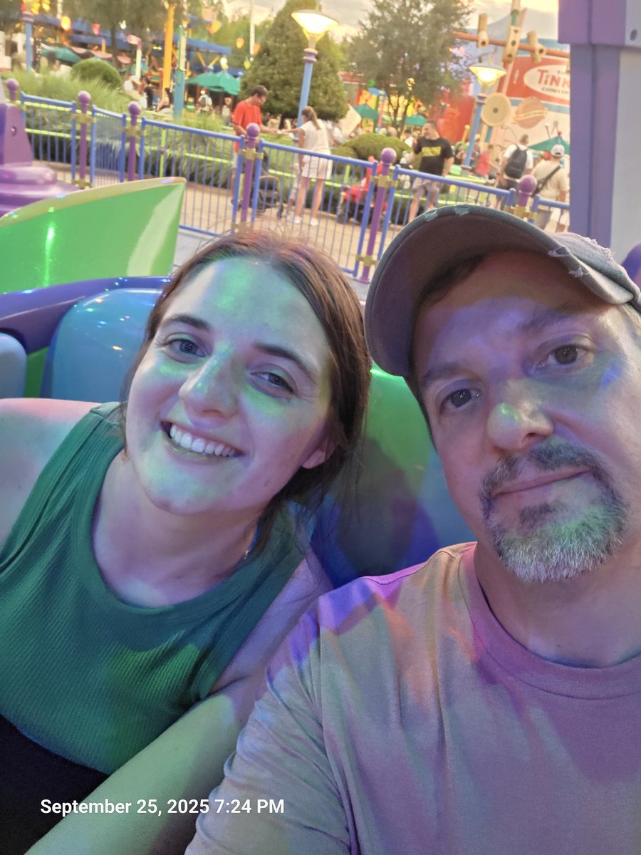 802DISFam tweet media