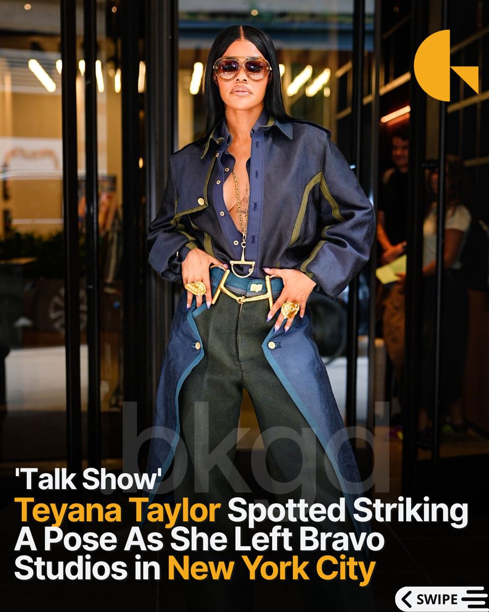 BackgridUS's tweet image. #TeyanaTaylor made a memorable exit from Bravo Studios in New York after appearing with #AndyCohen 

Cohen praised her warm spirit, sharing, “I have been doing this show for 16 years, I have never seen what happened right before we went on, and that is Teyana went and hugged