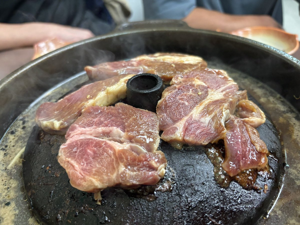epin19841's tweet photo. このジンギスカンはマジで飛べる

#豊富温泉 https://t.co/wF5yHZKF5r