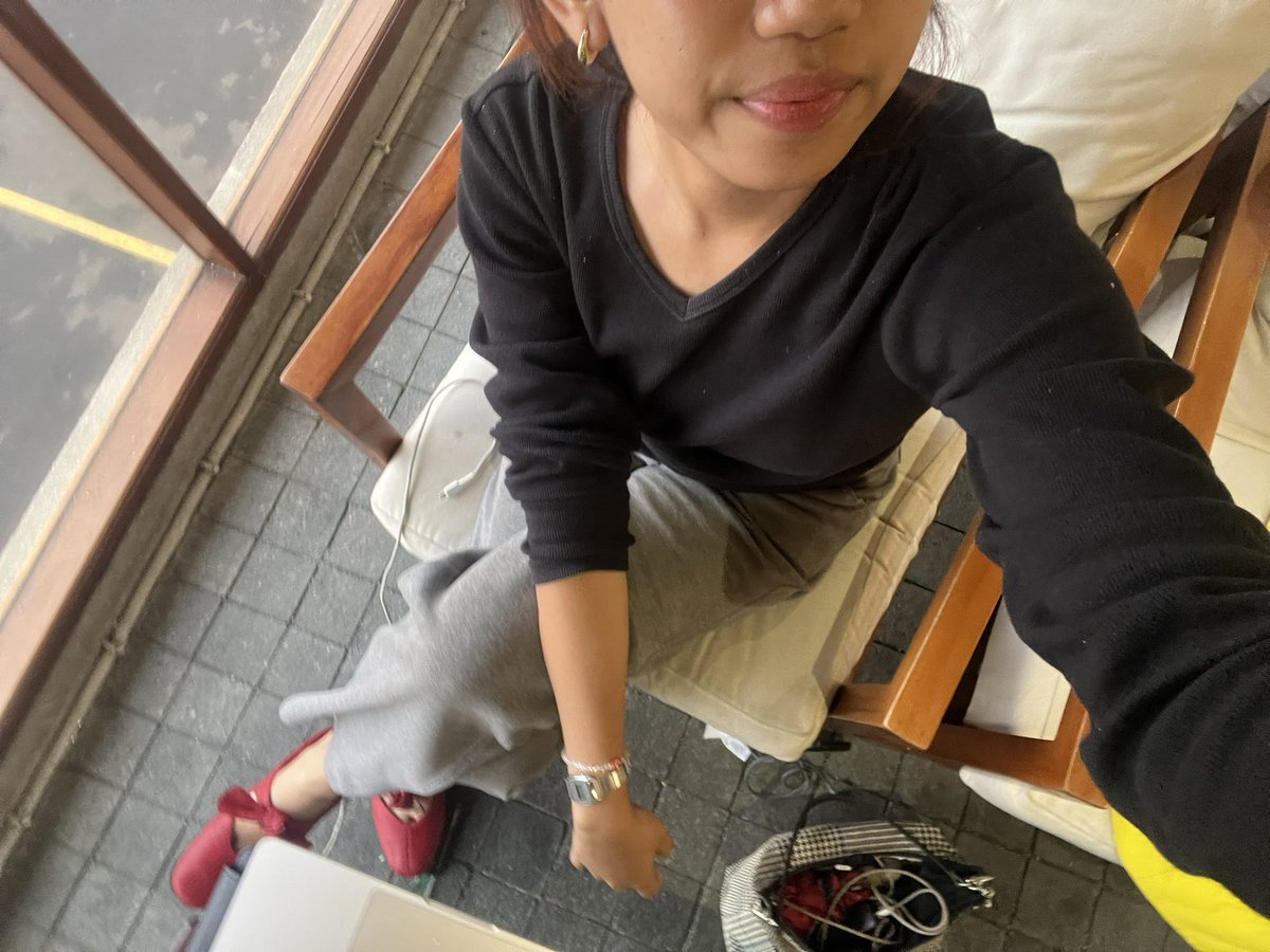 cuntradiksi's tweet image. #metime #kelemburan
