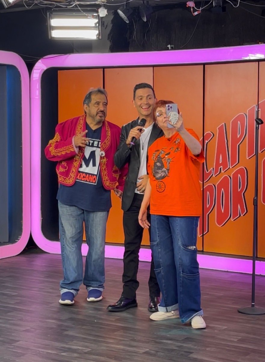 _ricardosoy's tweet image. De visita en #CapitalPorCual con #FernandaTapia !! @Capital21_Tv ✌🏻 #programatv #cantantemexicano #sencillomusical #Duele #ElSilencio #AmorDolor