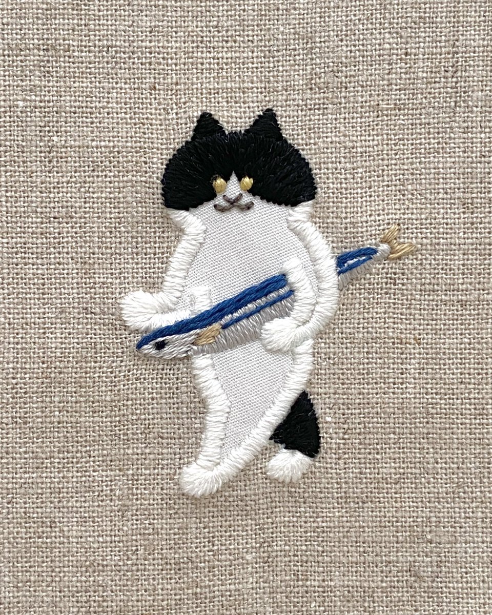 キャッツん🎴 (@yamaneko21823): 