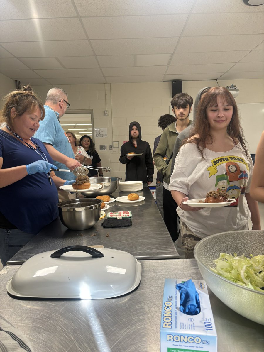 Bannock tacos for our special lunch today for all staff and students. Thanks to Mrs. Norton, Mr. Marion and Miss Mackenzie. It was delicious! Thanks to all staff that helped serve the lunch. Great teamwork. 
#nationaltruthandreconciliationweek