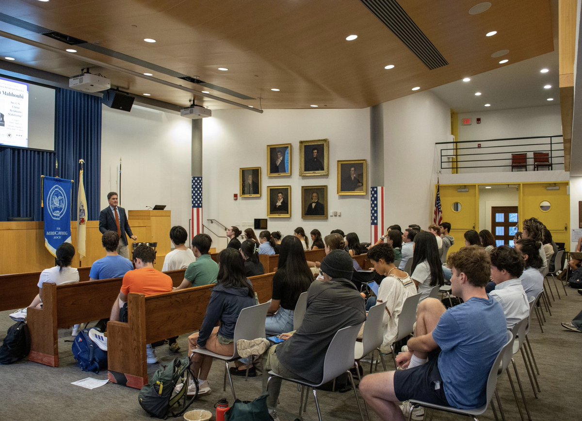 NeysunM's tweet image. It was so much fun to go back and represent the great class of ‘97 @Princeton last night, many thanks to all the students who attended my talk @WhigClio and raised phenomenal questions