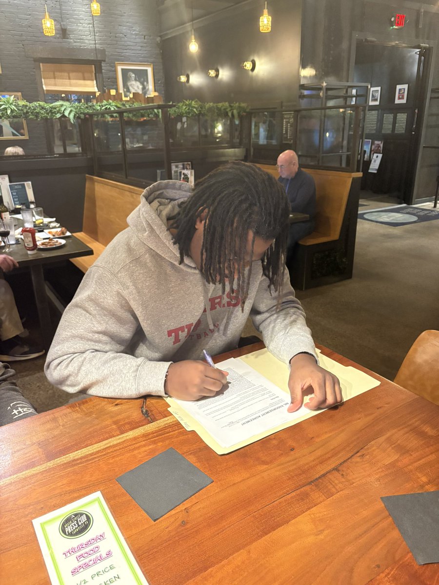 Terry Hicks tweet media