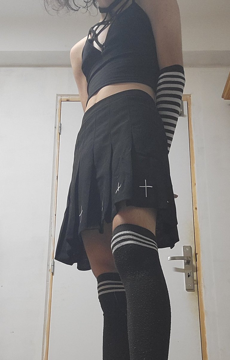 ClemTheFemboy's tweet photo. https://t.co/a4PYeQaR7m
