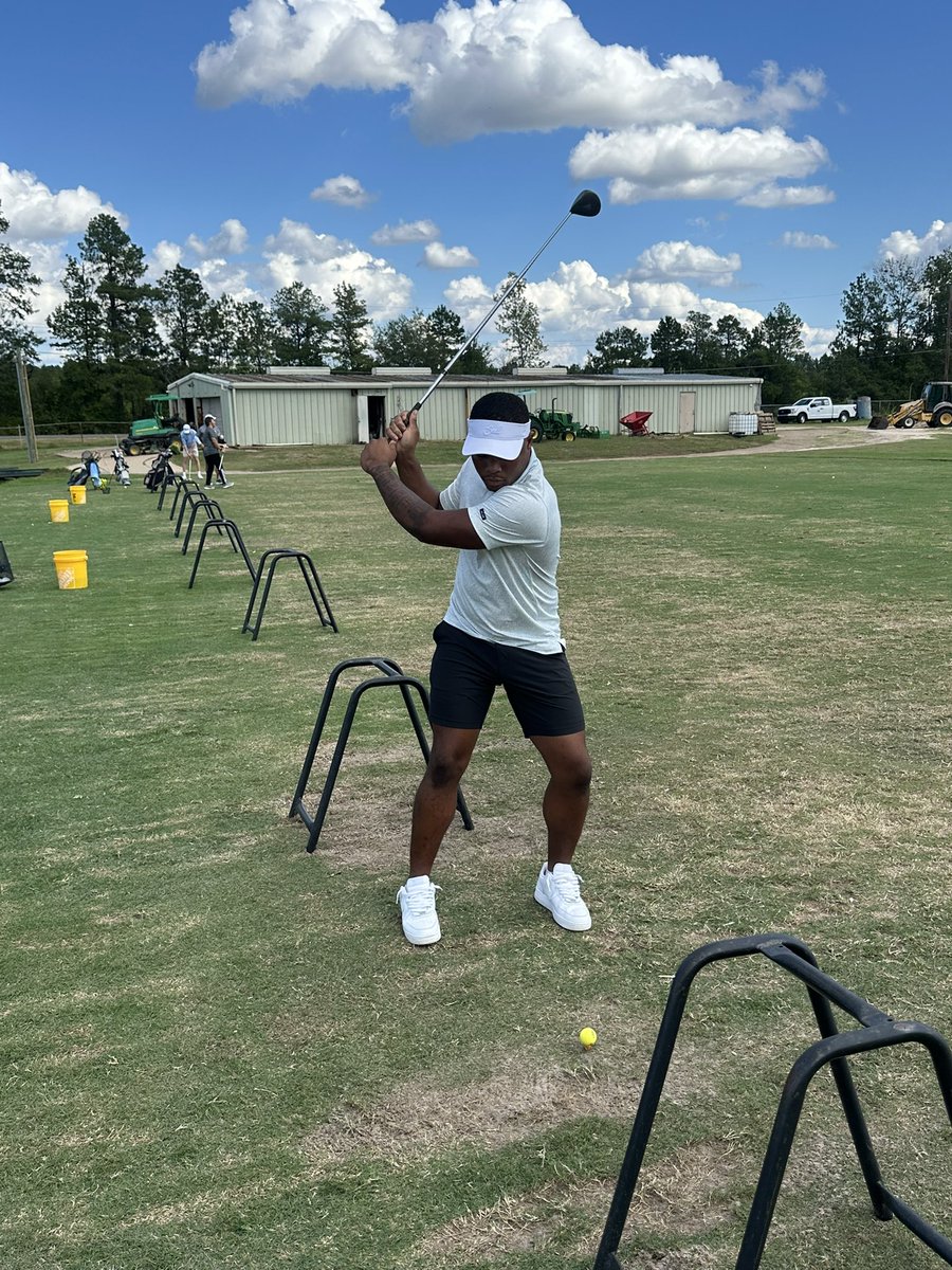hitstick_6's tweet photo. much love @badbirdiegolf ❤️
@Red_Env_Sports https://t.co/9JTmMZxqWu