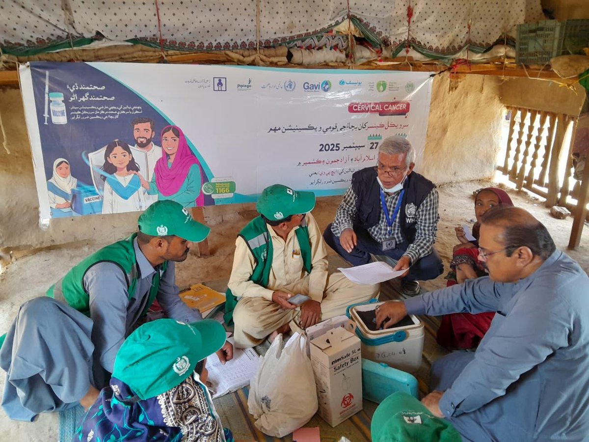 WHOPakistan's tweet image. A tribute to the 49,000 @WHOPakistan-trained health workers on the front lines of the #HPV campaign. Despite every challenge, they are working tirelessly in   the field to vaccinate every eligible girl and protect a generation from #CervicalCancer. 
#HealthHeroes