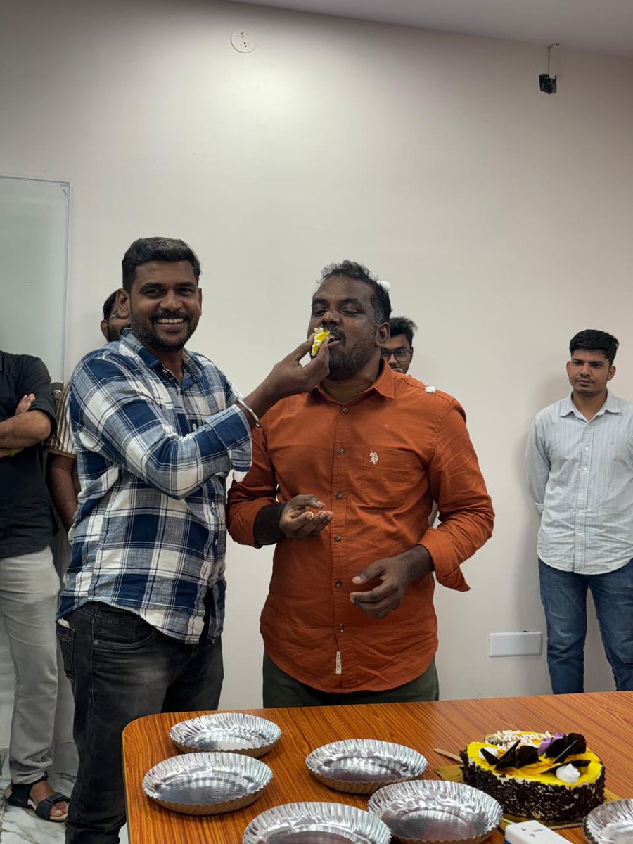 zyplesoftware's tweet image. Celebrating Birthday at Zyple Software Office!

Yesterday, we had the pleasure of celebrating the birthday of Mr. Maruthanayakam Kanagasundaram at Zyple Software! 

@zyplesoftware 

#ZypleSoftware #TeamZyple #BirthdayCelebration #WorkCulture #EmployeeEngagement #HappyBirthday