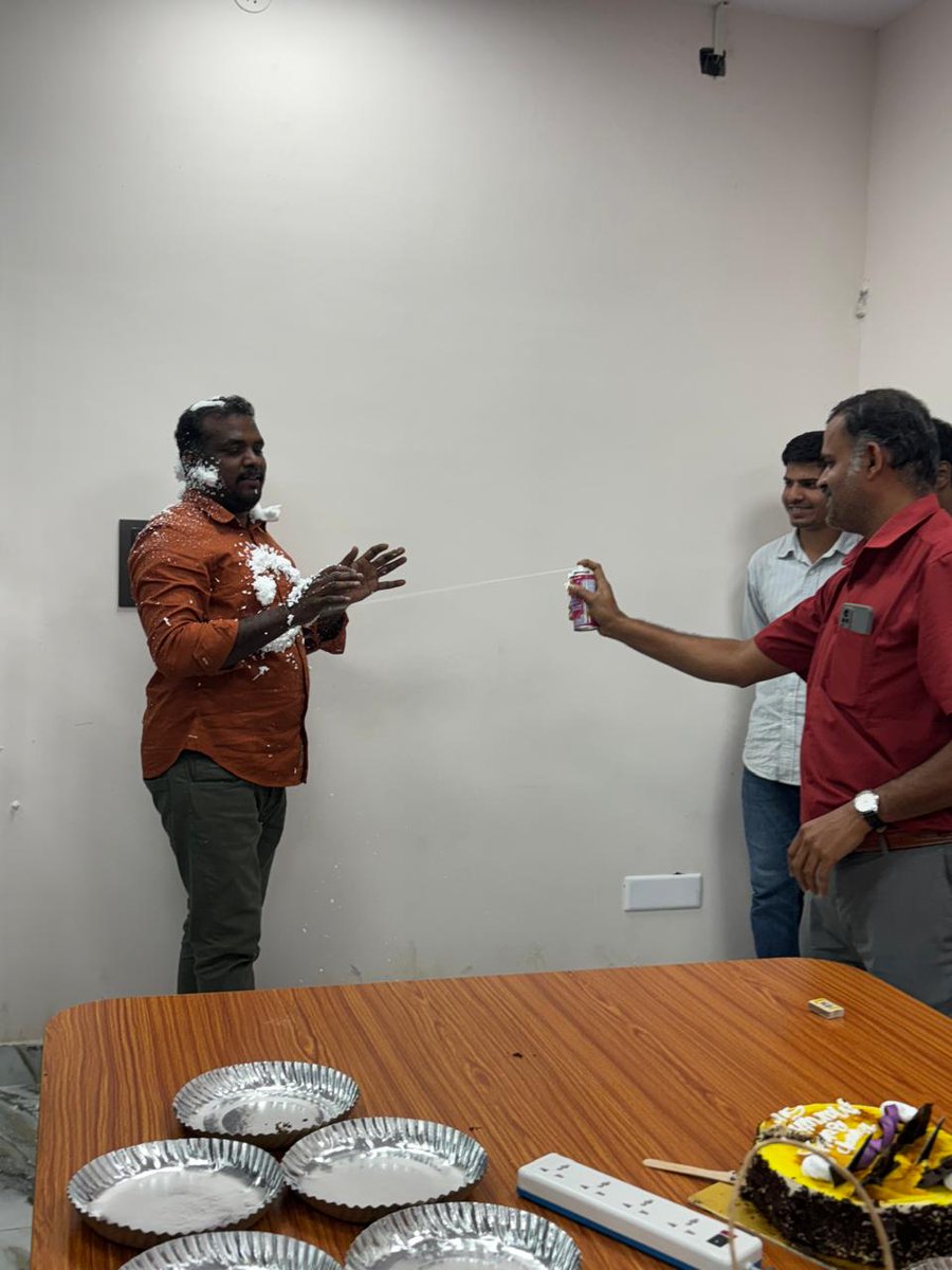 zyplesoftware's tweet image. Celebrating Birthday at Zyple Software Office!

Yesterday, we had the pleasure of celebrating the birthday of Mr. Maruthanayakam Kanagasundaram at Zyple Software! 

@zyplesoftware 

#ZypleSoftware #TeamZyple #BirthdayCelebration #WorkCulture #EmployeeEngagement #HappyBirthday