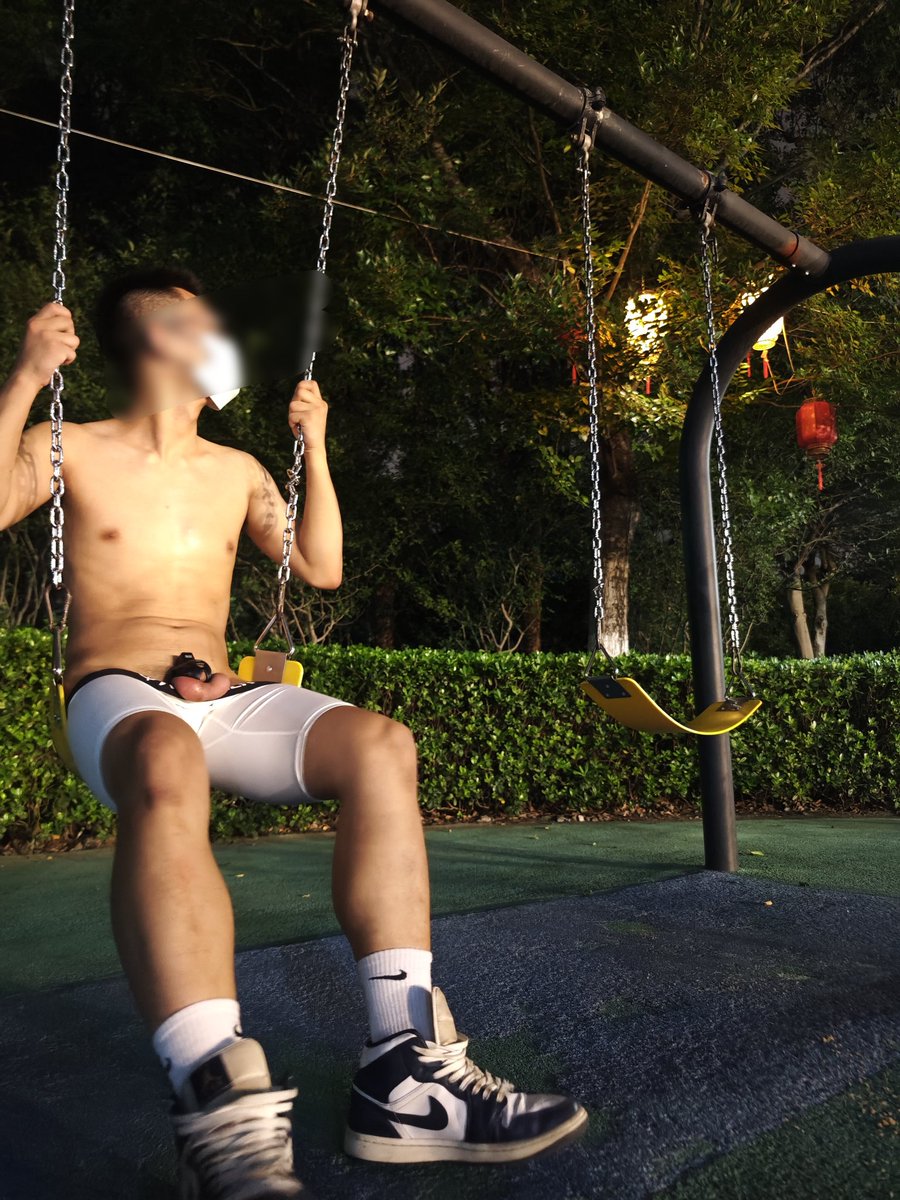 今晚想早睡 tweet media