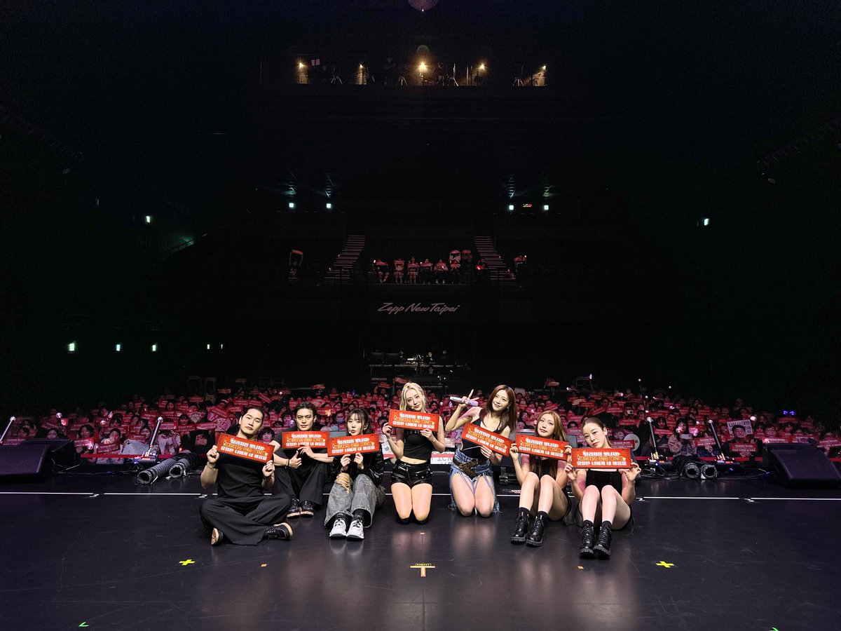 hf_dreamcatcher's tweet image. [🌑] 유아유(UAU) &apos;[Playlist #You Are You] in Taipei&apos; 비하인드 안내

🔗 buly.kr/8pfaowb

#유아유 #UAU
#Dreamcatcher_UAU
#Playlist #You_Are_You