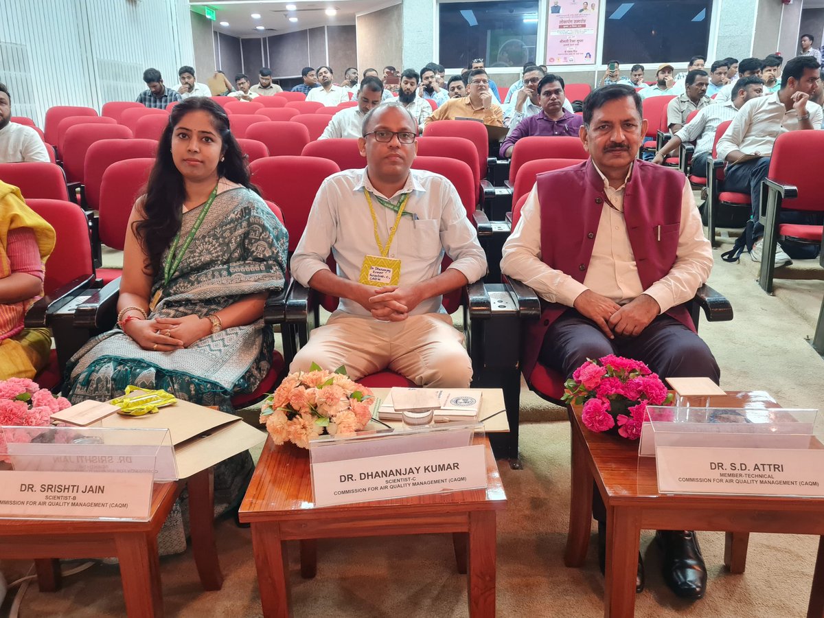 Raahgiri_Fdn's tweet image. Happening NOW!

The third edition of #BreathOfChange (by @CAQM Resource Lab) in collaboration with @DPCC_Pollution, starts at Delhi Secretariat, today.

Glimpses👇

#Cleanair I #airpollutioncontrol I #SaferRoads I @SarikaPanda I @nid_mad I @CAQM_Official I @Nagarro I @manashuman…