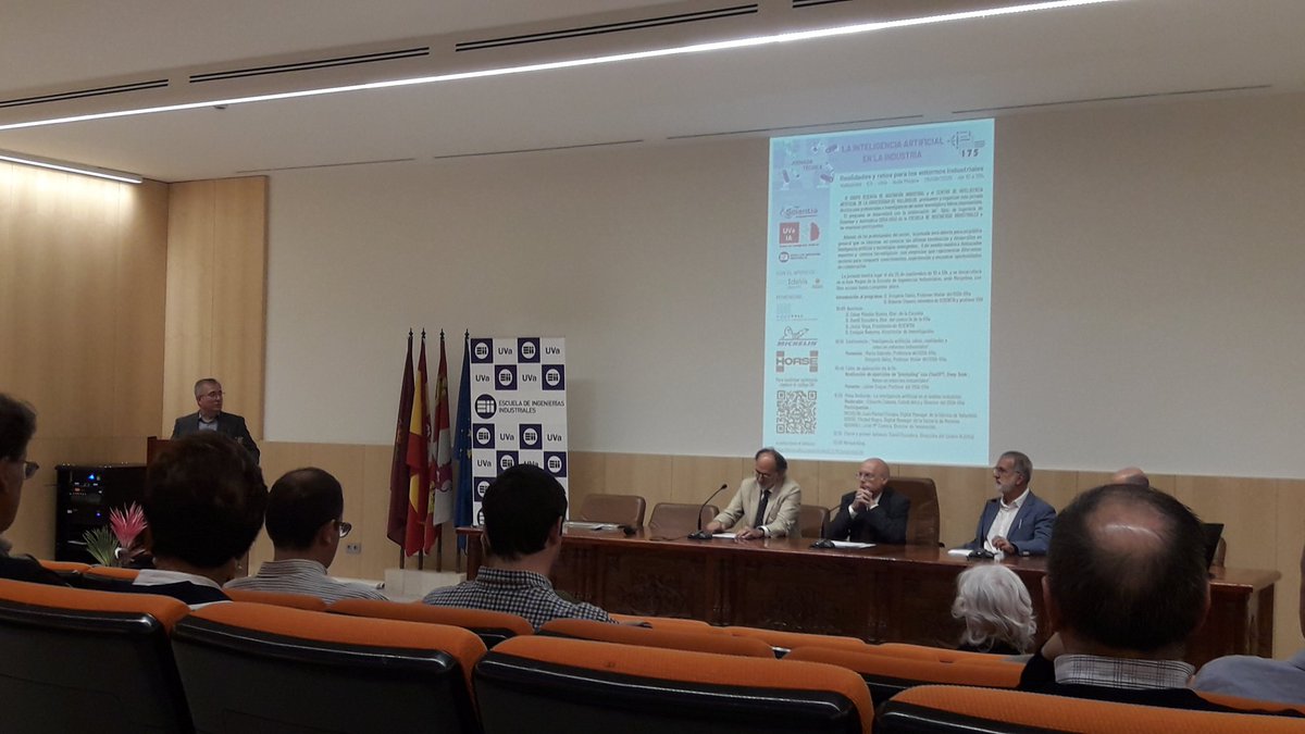 JoseMa_deCuenca's tweet photo. Comienza la jornada sobre IA industrial oganizada por Grupo Scientia de Ingeniería Industrial, @centroia_uva y  @EiiUVa. Con apoyo de @ideva_agencia y @AyuntamientoVLL . Gracias por invitar a @aqua_vall https://t.co/DFgWISZpjG