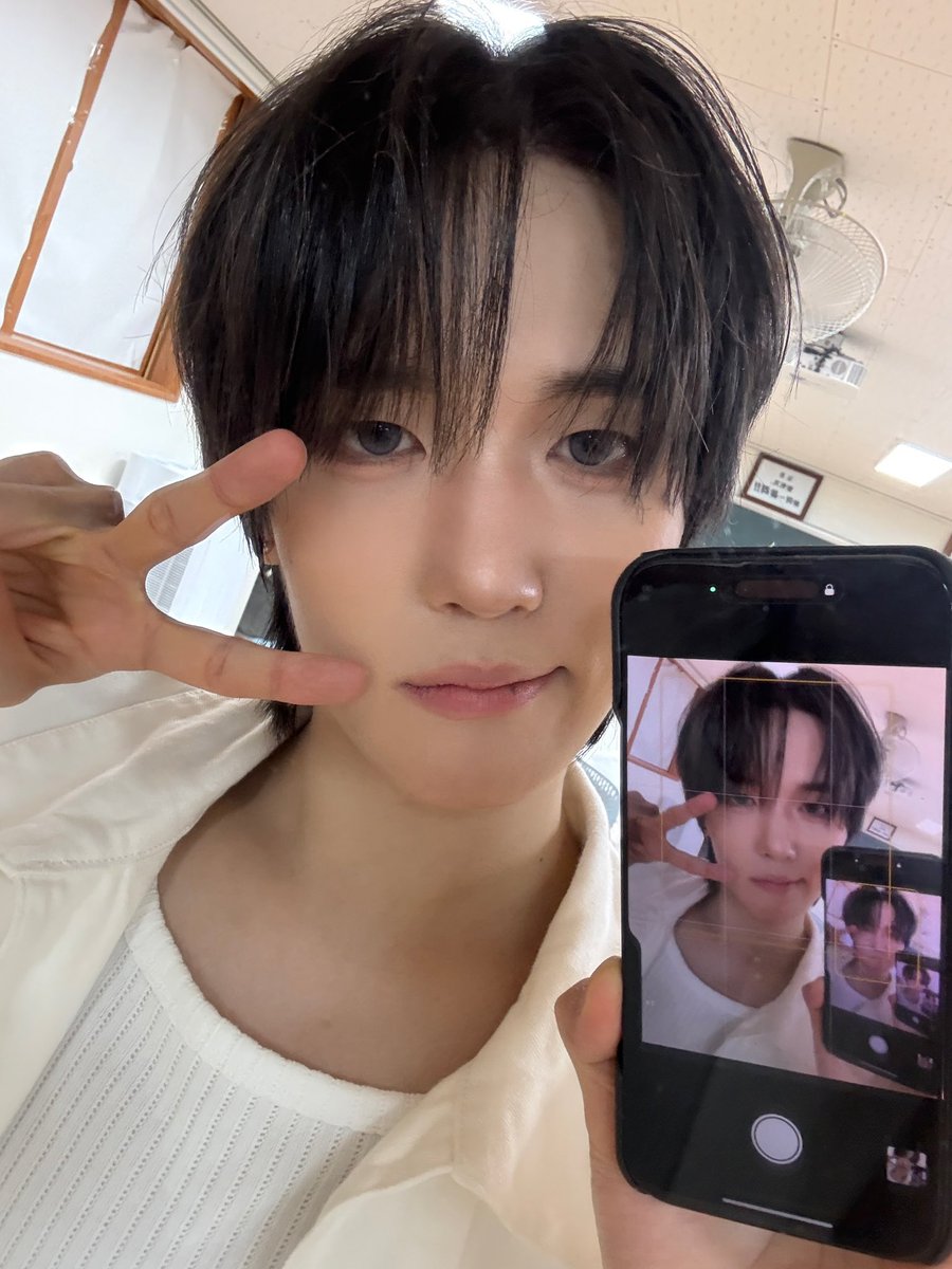 nouera_official's tweet image. 💭_

[#기현] 학교 선배 느낌 ..?

#NouerA #누에라
#GIHYEON