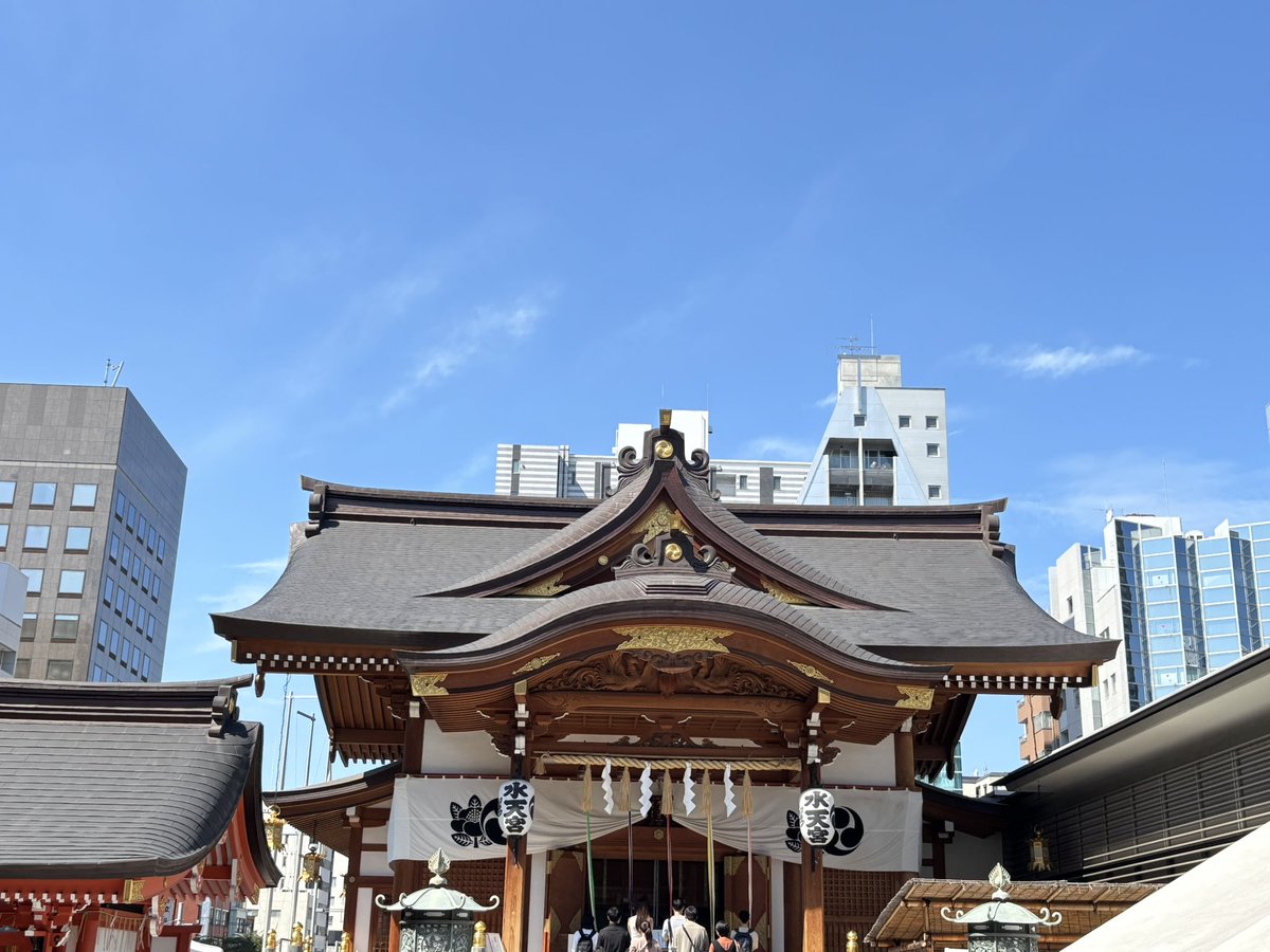 MeHotu22's tweet photo. 娘の安産祈願🐶👶⛩で水天宮へ
その後メガジョッキ🍺堪能w
牛タン美味しかった😋 https://t.co/OYOMgaeHHd