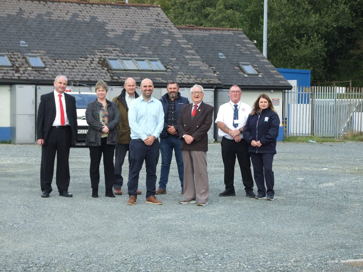 CllrThomasTudor's tweet image. Local Member, Cllr Thomas Tudor, said: “As County Councillor for the Castle Ward, I welcome this community partnership approach with Walters and the Bridge Meadow Haverfordwest Trust, to resurface and extend part of the car park. #communityconnectors