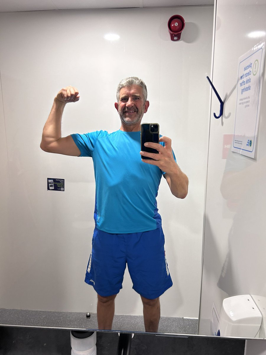 XJRT1964's tweet image. Fit Body, Fit Mind, Fit Life 🤩 #gym #earlybird #keepfit #60