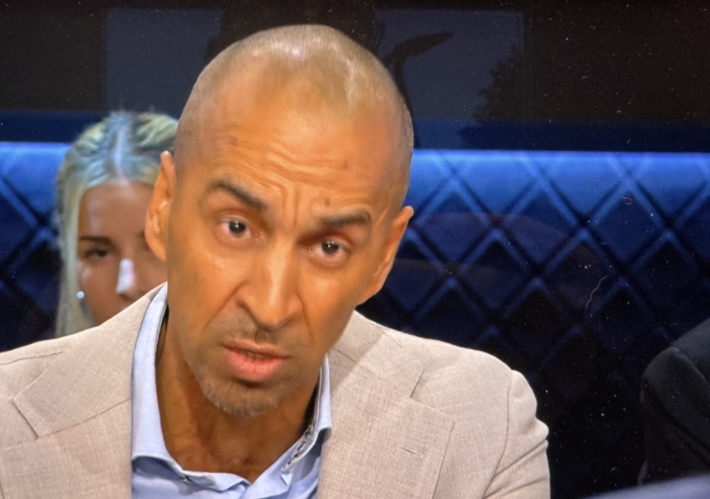 Nieuw 'Briefje van Jan' - aan Gerald Roethof

buttkicken.nl/2025/09/26/bri…

#haatzaaien #opruiing #Jerryson #politie #BIJ1 #briefjevanjan