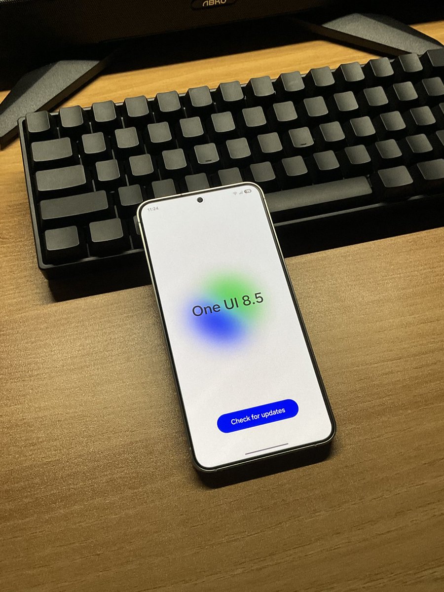 callmeK007's tweet image. Simply breathtaking🌟
#Samsung #UI8.5 #samsungs25ultra #SamsungUpdate #samsunggalaxys24 #S24 #S25