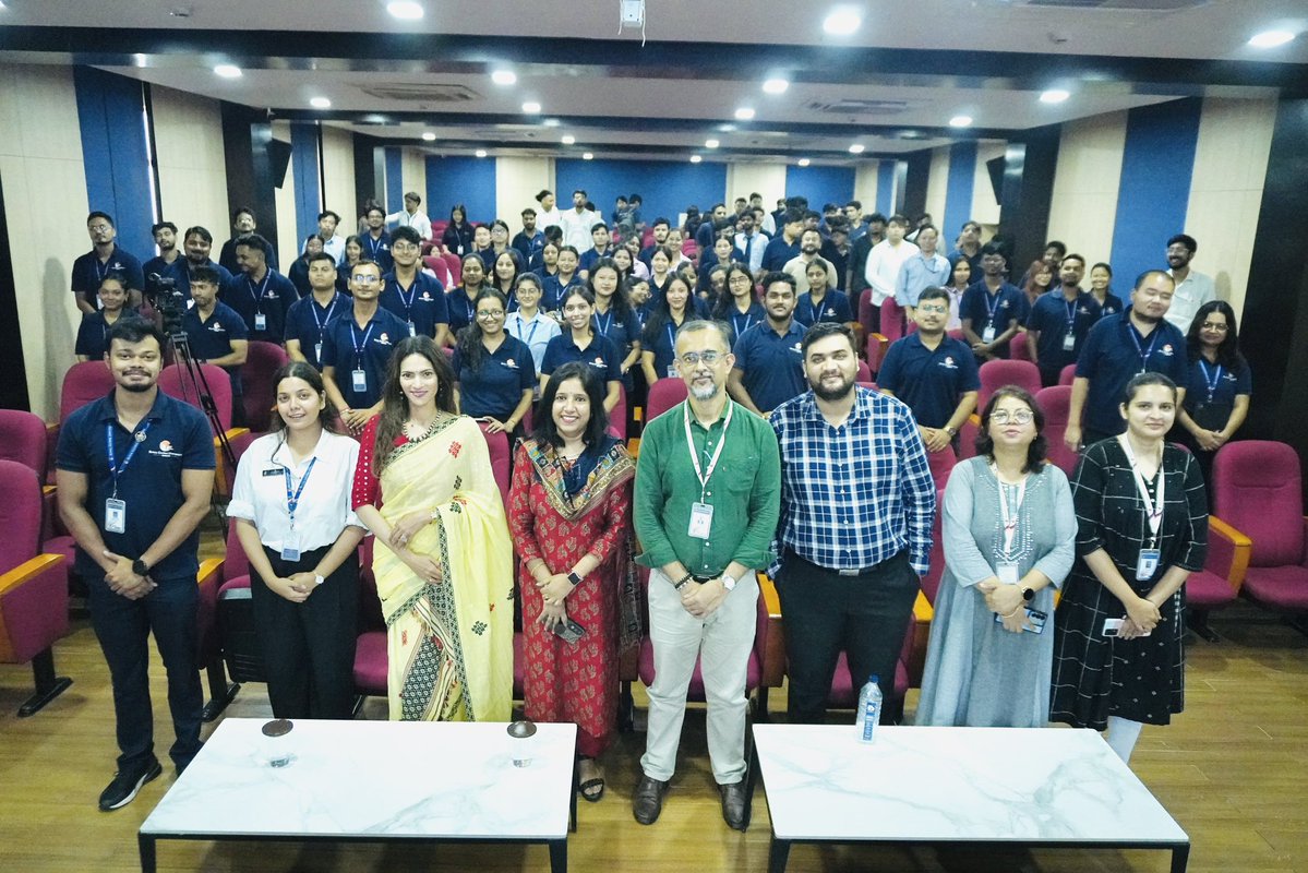 RoyalGlobal_Uni's tweet image. RGU hosted Dr. Rita Kakati-Shah, President of Uma Global, for an insightful session on leadership, confidence & global business awareness! MBA students gained practical perspectives on nurturing leadership with a global outlook. #LeadershipDevelopment #UmaGlobal #GlobalLearning