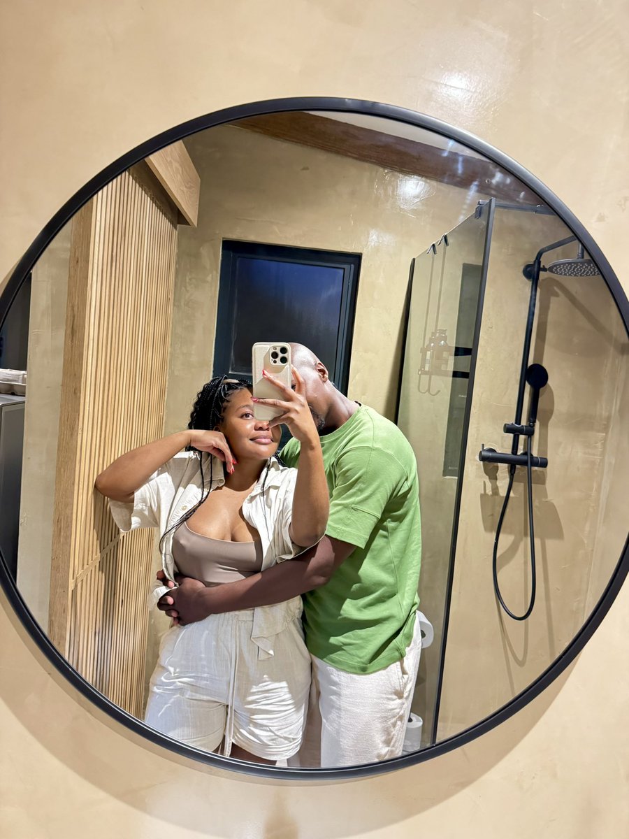 senxanwe_mntkbw's tweet image. To a year of being loved right ♥️✨ #BushGetaway